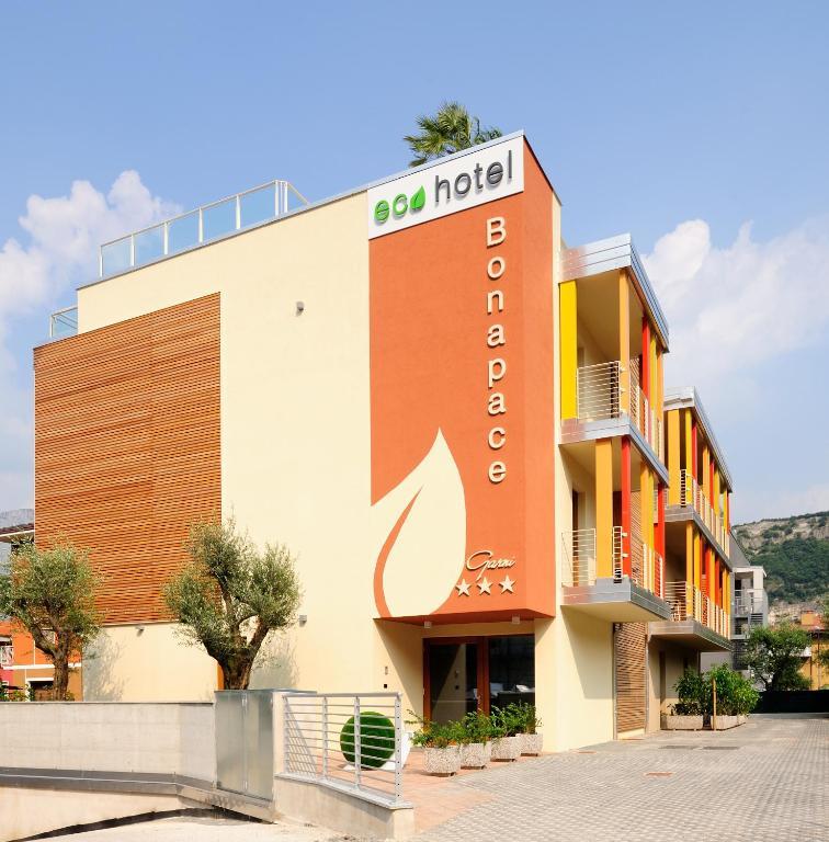 Eco Hotel Bonapace Торболе Экстерьер фото