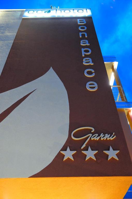 Eco Hotel Bonapace Торболе Экстерьер фото