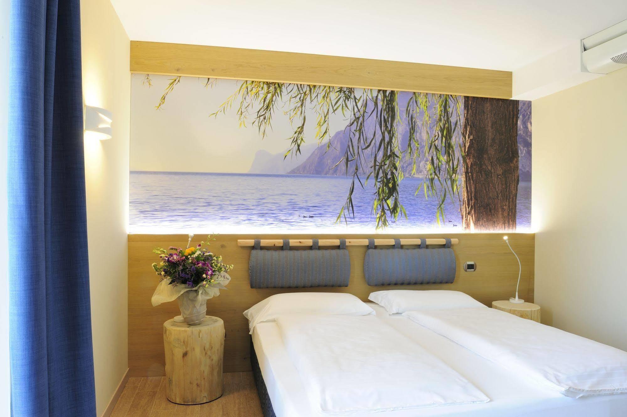 Eco Hotel Bonapace Торболе Экстерьер фото